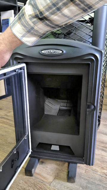 Чёрная Жемчужина - смотреть на официальном сайте TMF